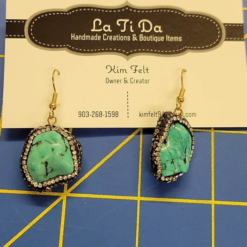 Turquoise Rock Rhinestone Earrings 1"